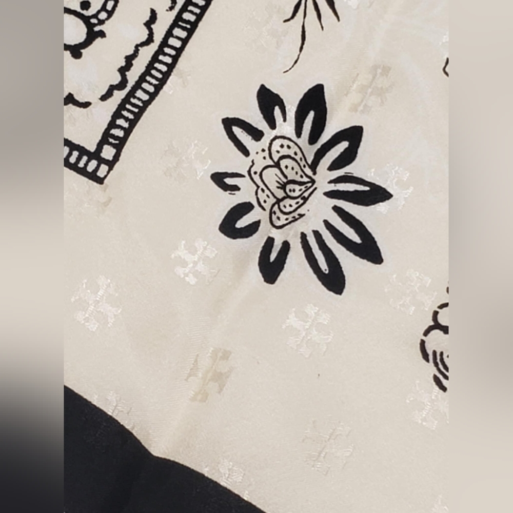 Authentic Tory Burch‎ Patchwork Print Silk  Scarf - Picture 8 of 12
